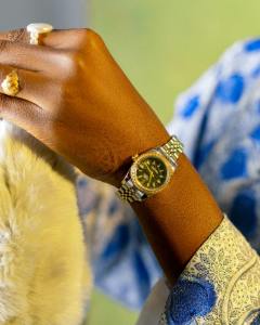Photo by Em Batsari on Pexels.com watch on wrist